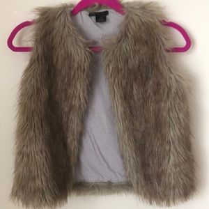 Flowers by Zoe Girls faux fur vest